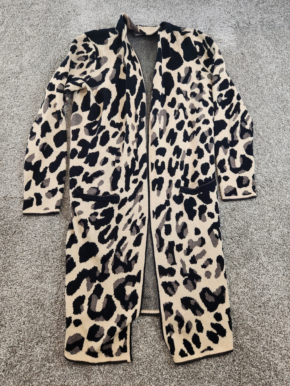 Chico's Size 0 Brown Animal Print Open Cardigan with Two Pockets